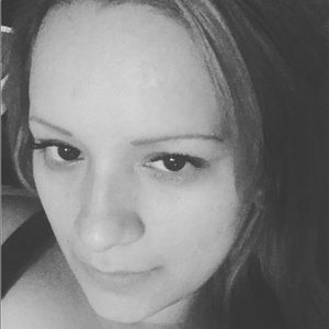 Meet your Posher, Mariel